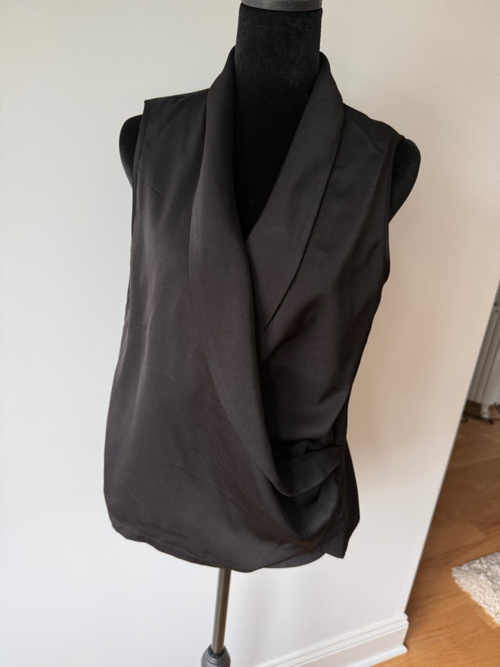 Banana Republic Black Draped V-Neck Sleeveless Shell